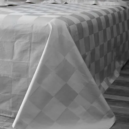 100% polyester newyear style embroidery table runner textile