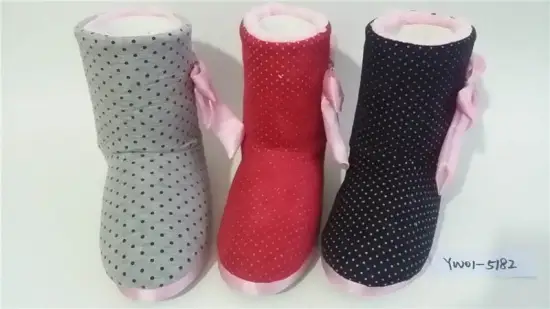 Indoor knitted boots cute pattern