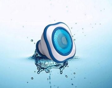 Iphone 4 / Htc Portable Bluetooth Speaker Waterproof , Pool Floating Speakers