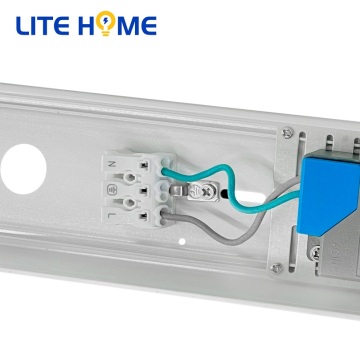 0/1-10V Sensor de movimiento 30W IP44 LED Batten Light