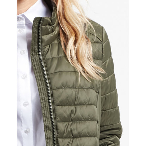 solid color quilted light weight down jacket