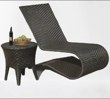 Outdoor Wicker Rattan Garden Lounge Chair for Pool and Beach