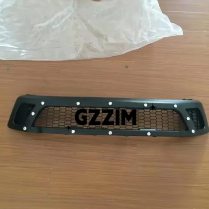 HILUX REVO 2015 Middle Grille