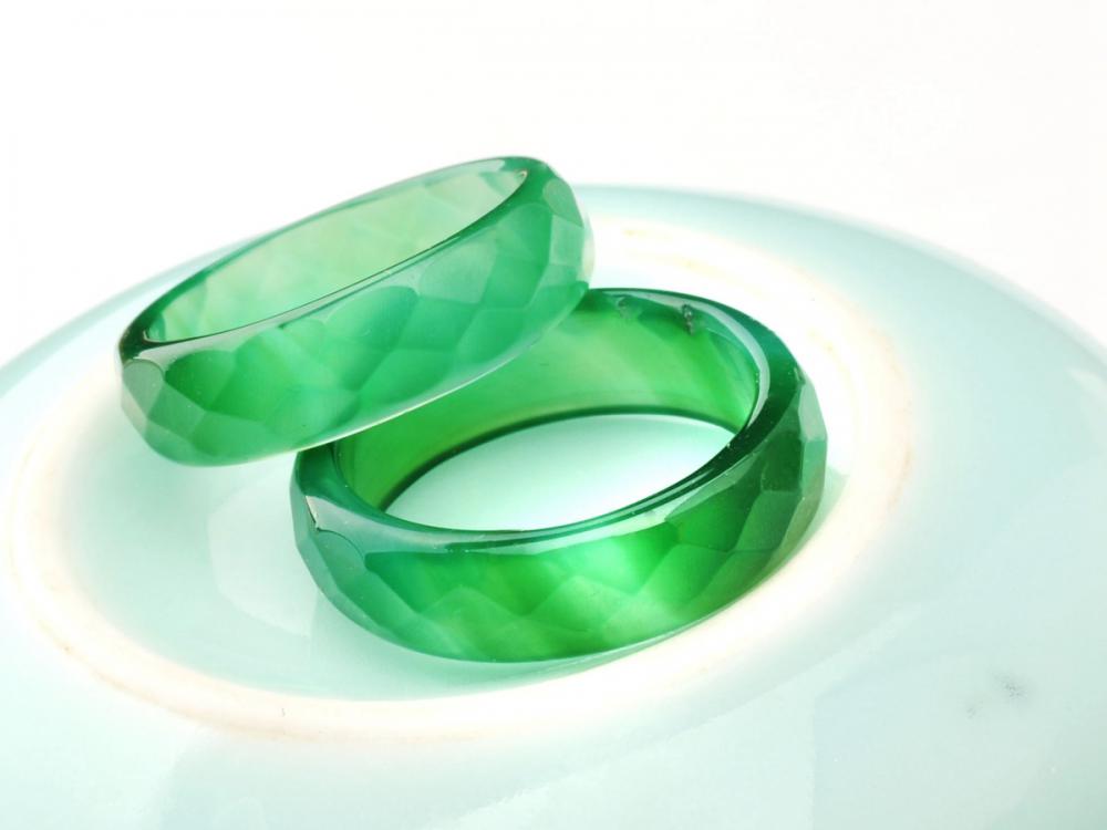 Anillos facetados naturales de la piedra preciosa de la ágata verde de 6MM