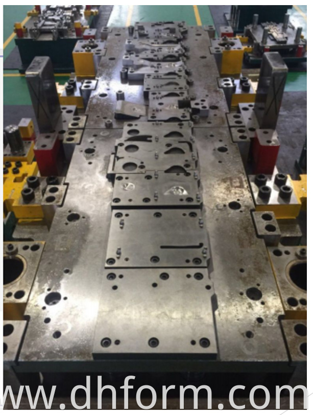 Auto Inner Metal Parts Punching Die
