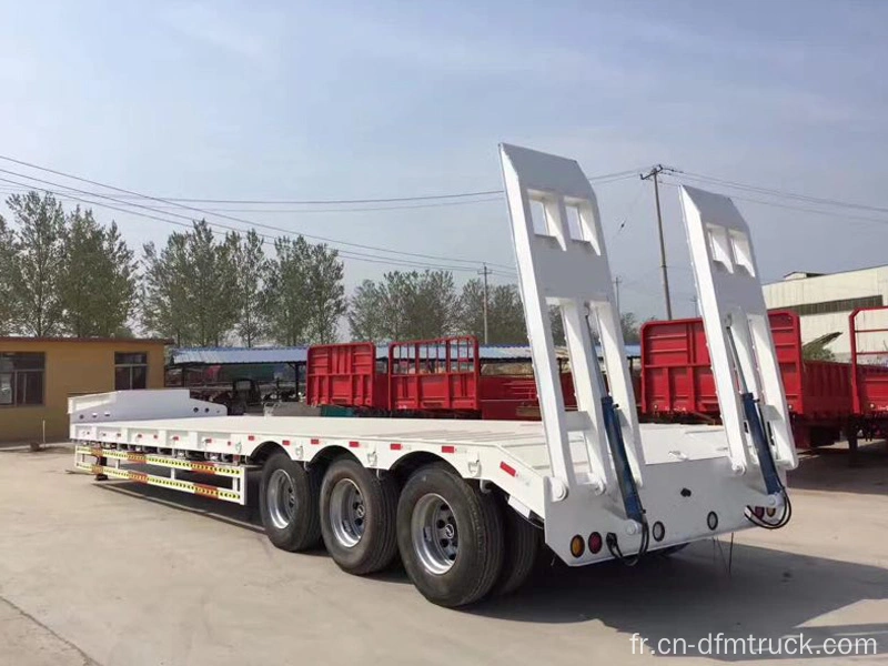 Fabricants et usine de remorques surbaissées à trois essieux en Chine -  Prix - SINOTRUCK