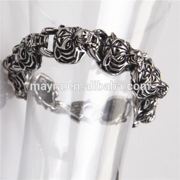 Costume fashion jewelry