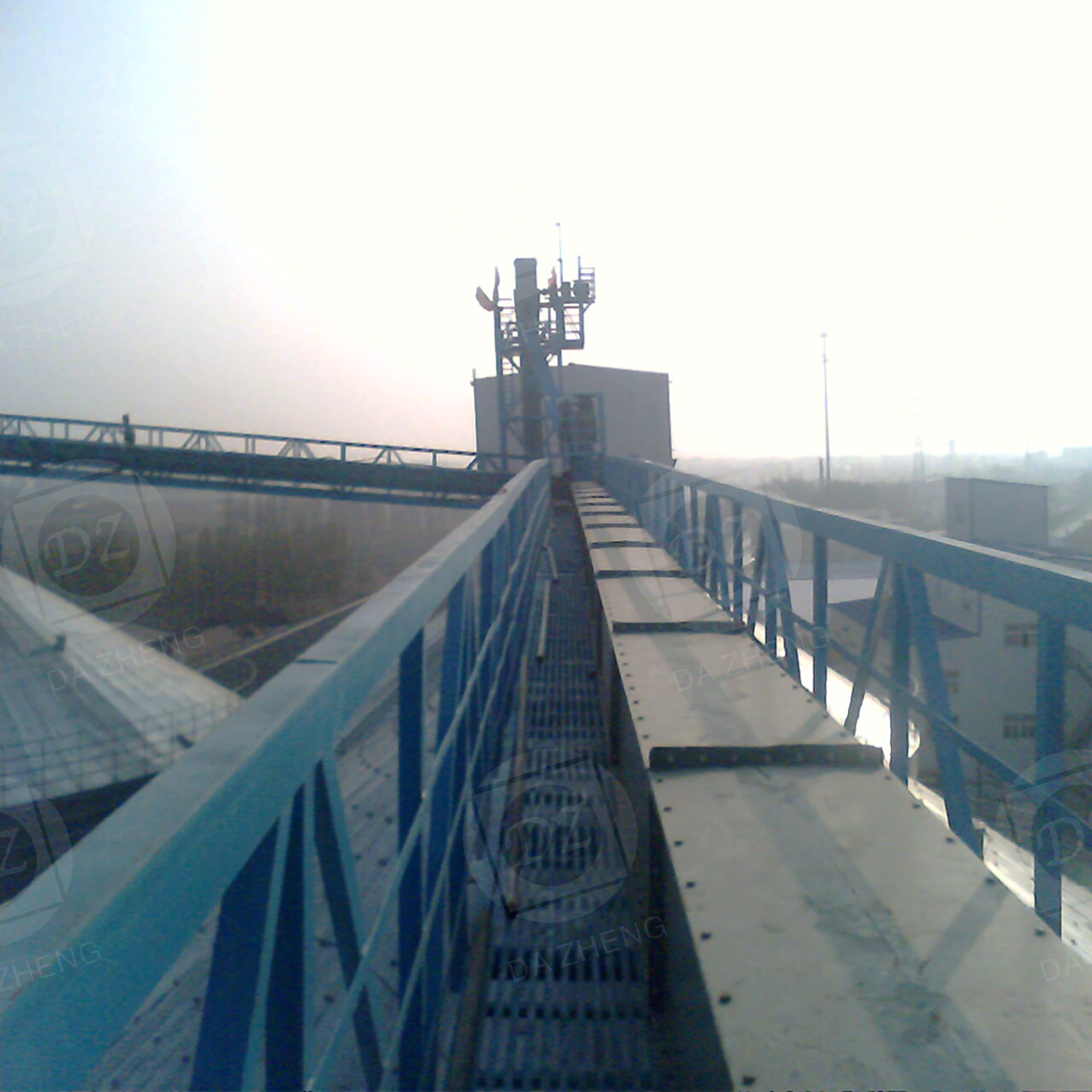 Specialized steel plate silo for steel mills