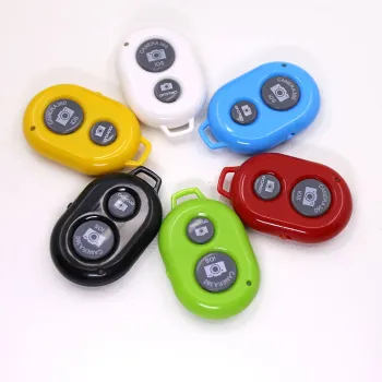 Universal Wireless Remote Camera Shutter for Mobile Phones: Easy Selfie Control