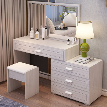 Luxury Make Up Table With Mirror