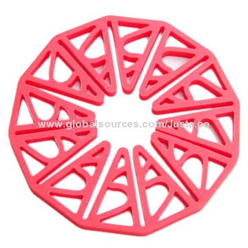 New Design Table Mat, Made of Silicone Material, Sized 120*120*10mmNew