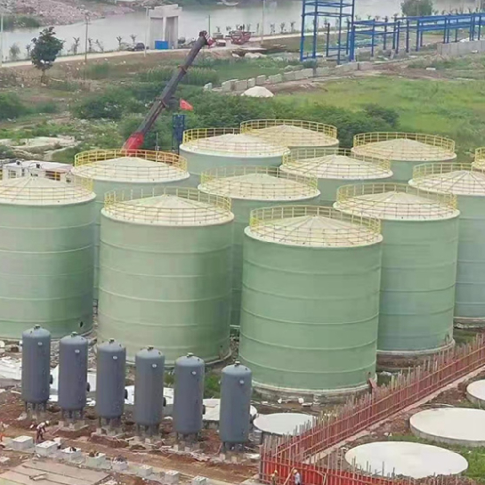 Powder storage systems for the construction industry