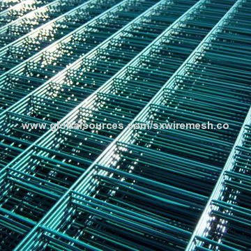 PVC Coated and Galvanized Welded Wire Mesh Fence