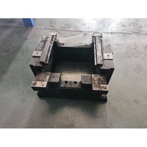 Montaje de base para equipos industriales