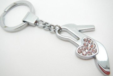 popular high heels metal alloy keychains