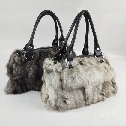 China factory wholesale Luxury Design Real red fox bag ladies fashion bags fashionable fox fur bag