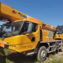 XCMG XCT16 Truck Crane