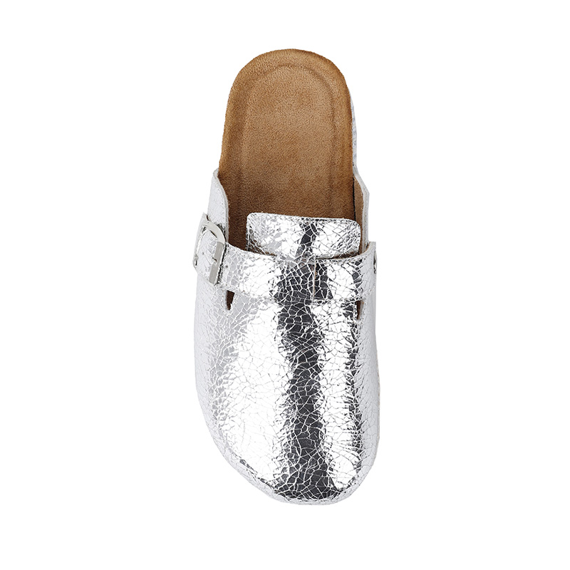 Chic Mule Closed-Toe Sandals