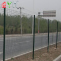 Fine mesh in olandese in PVC Fence Euro Post