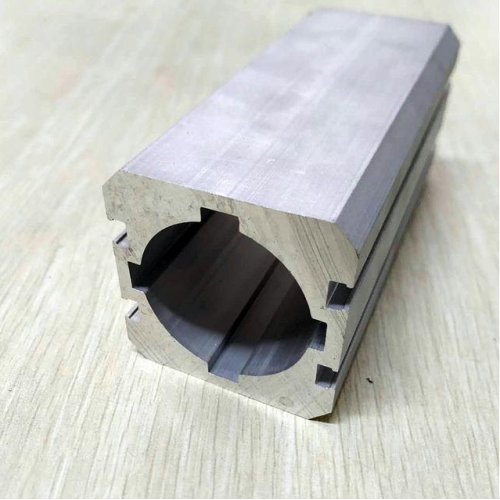 CNC Procesamiento de perfil de aluminio