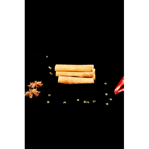 چاشنی دارچین