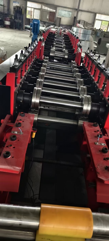 Bridge forming machine