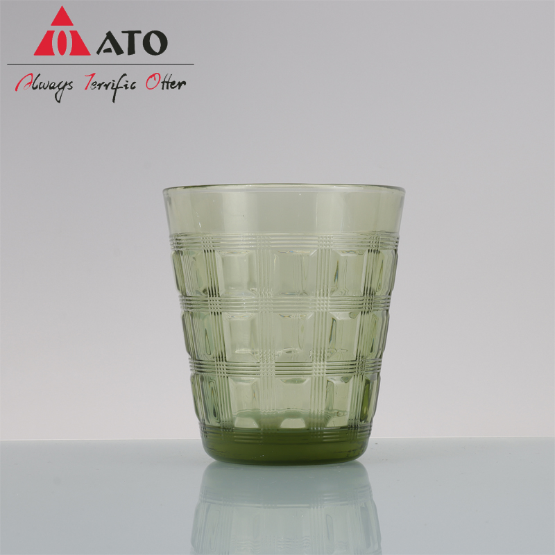 Vaso de vidrio de cristalería al por mayor taza de agua de la persona