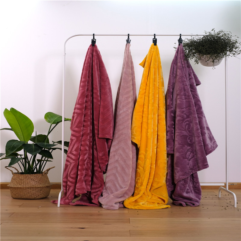 Skin-friendly Home Textiles Polyester Coral Fleece Blankets