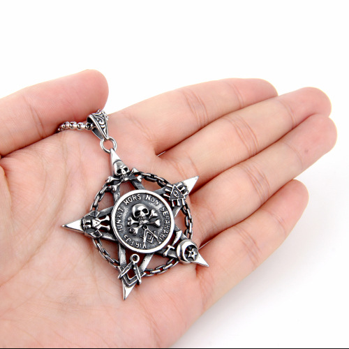 Customized Fashion Five-pointed Star Skull Head Pendant