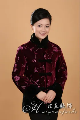 chinese woman traditional wear