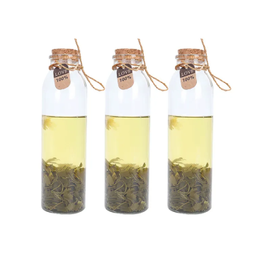 Bouteille de verre en bois pour le jus d&#39;infusion froide