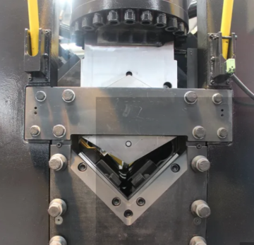 جودة آلة خط زاوية CNC