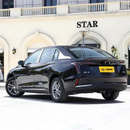 Hongqi E-QM5 2025 500KM Travel Edition