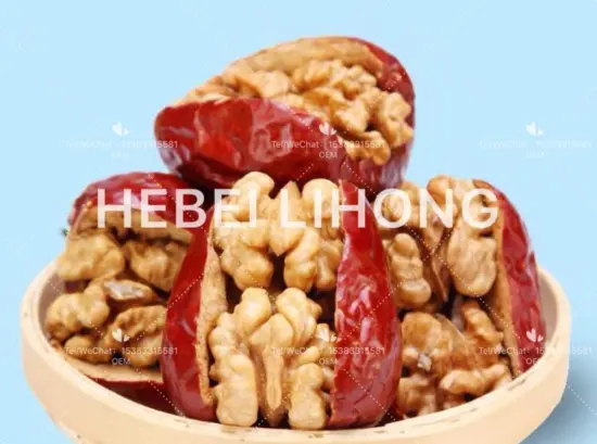 Red Dates With Walnut Kernel