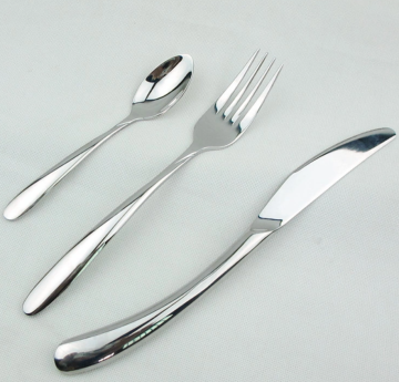 家庭用のスチールナイフとフォークセット