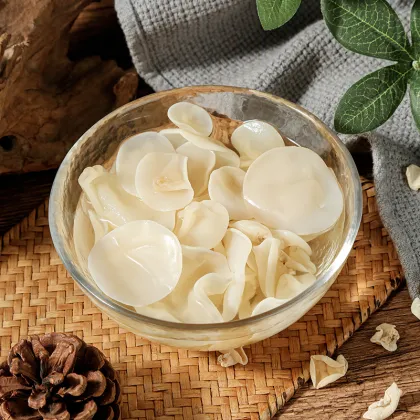 White Fungus Jade Fungus Soup Recipe