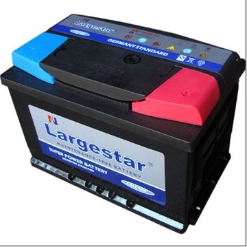 Rechargeable Battery Dry Charged Battery Lead Acid Battery Mf DIN77