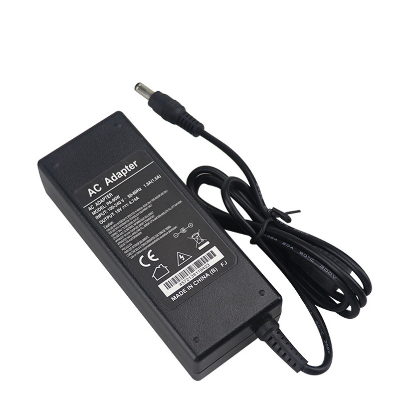 Adaptateur AC OEM 90W chaud pour Toshiba 19V4.74A