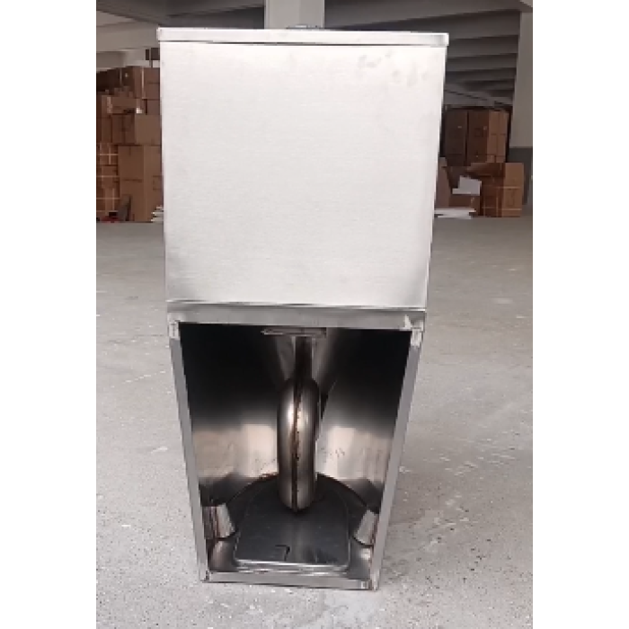 Robuste Toilette aus Edelstahl für eine lange Nutzungsdauer