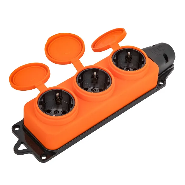 Steker Karet Industri dengan Grounding 16A (P6061)