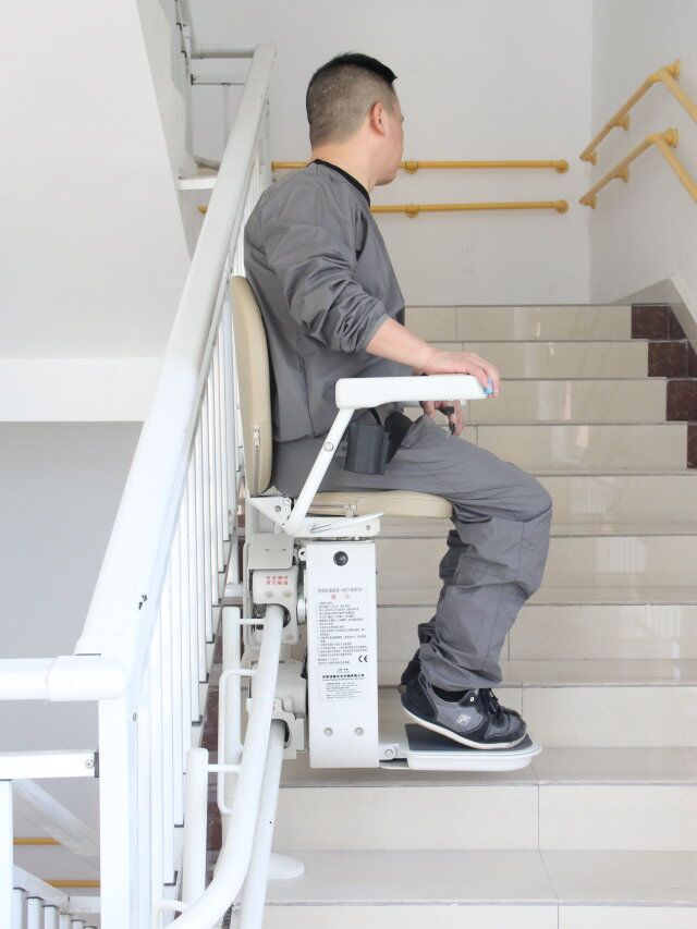 Ascenseurs d'escalier pour les maisons