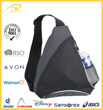 Brand name trendy college sling bags for boys, leisure triangle messenger bag