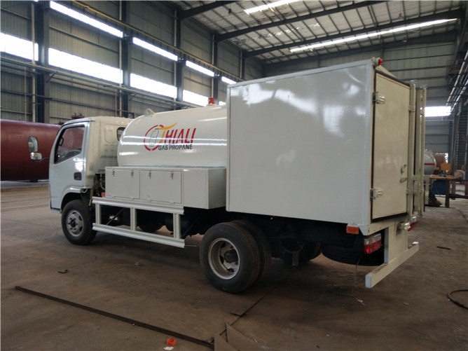 Lpg Gas Filling Trucks Jpg