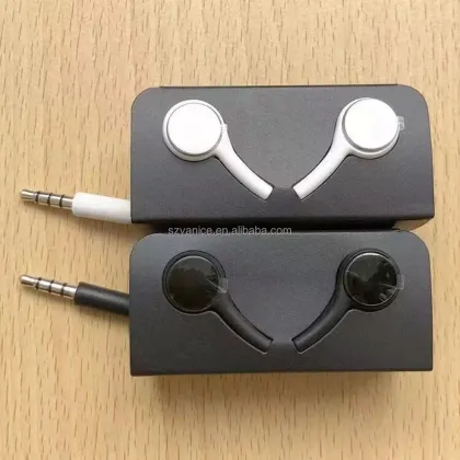 AKG Original 3.5mm Headphones with Remote Mic for Samsung S10