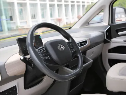 Changan Yuexing Star Electric Vehicle: PMSM Motor, MacPherson Front Suspension, FF Drive Mode