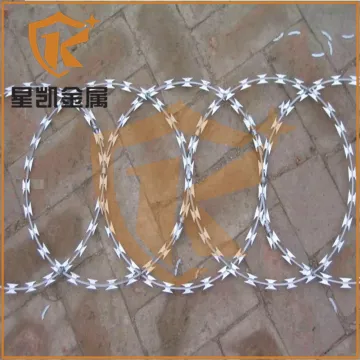 Concertina razor barbed wire mesh fence