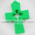 Mix Colors Hollow Heart Rubberized Cross Imitation Perlen für Zubehör der Halskette