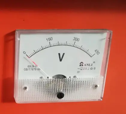 Voltage Meter on Machines