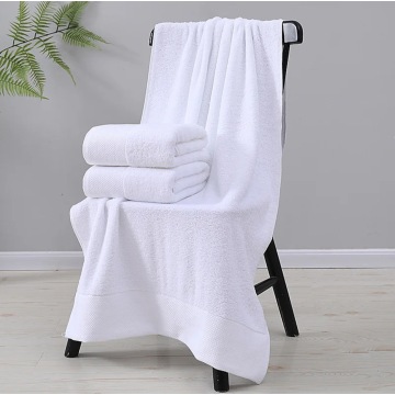 Toalha de banho macia luxuosa para maior conforto