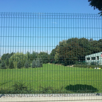 PVC coated green curved wire mesh fence